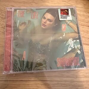 Taylor Swift The Life of a Showgirl CD autographed